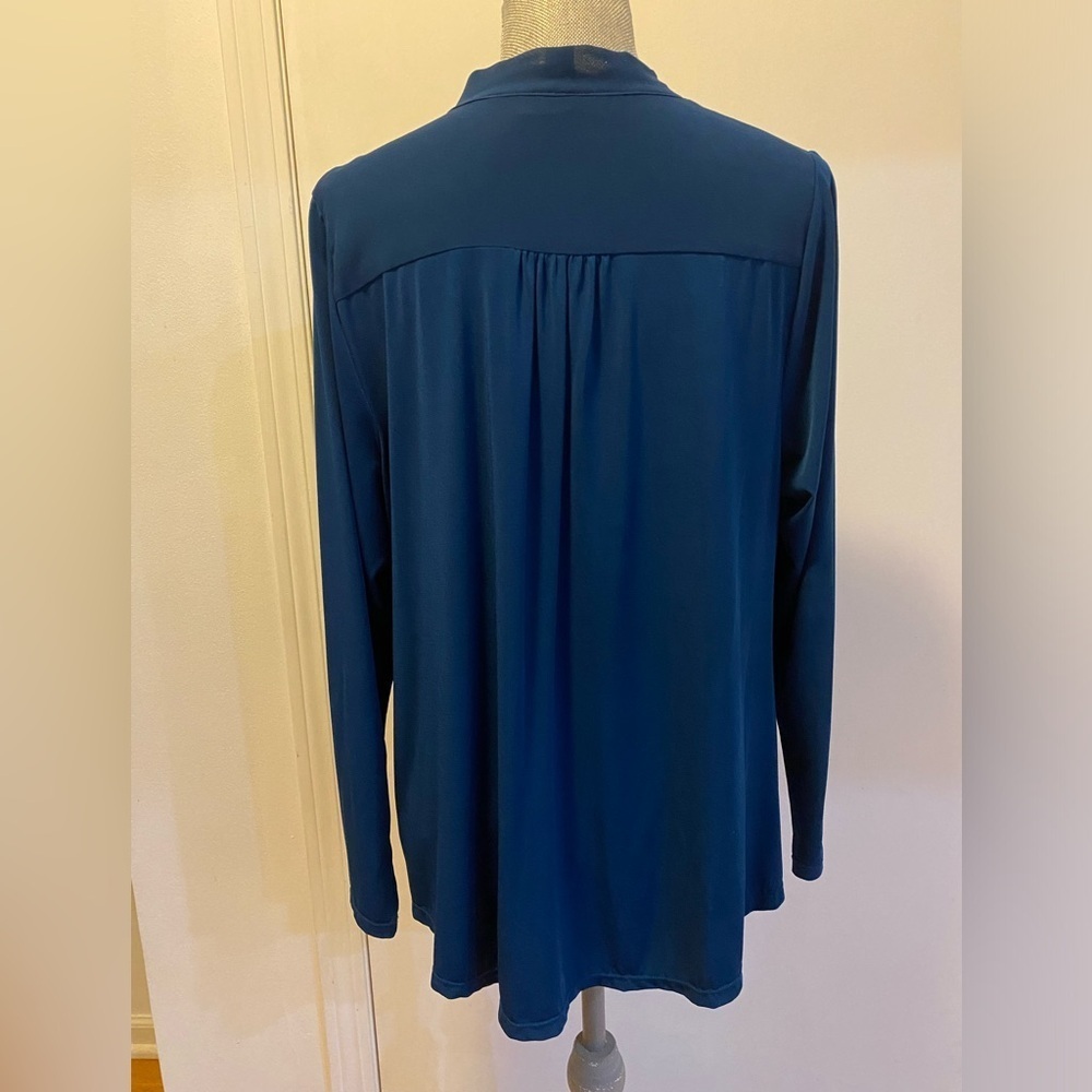 Alfani Faux Wrap V-Neck Blouse with Attached Tank Top, Size 1X - Picture 6 of 8